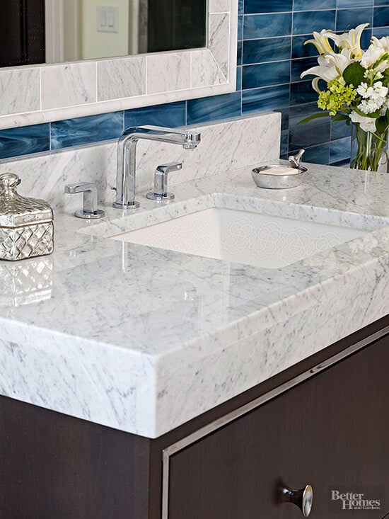 bathroom marble backsplash